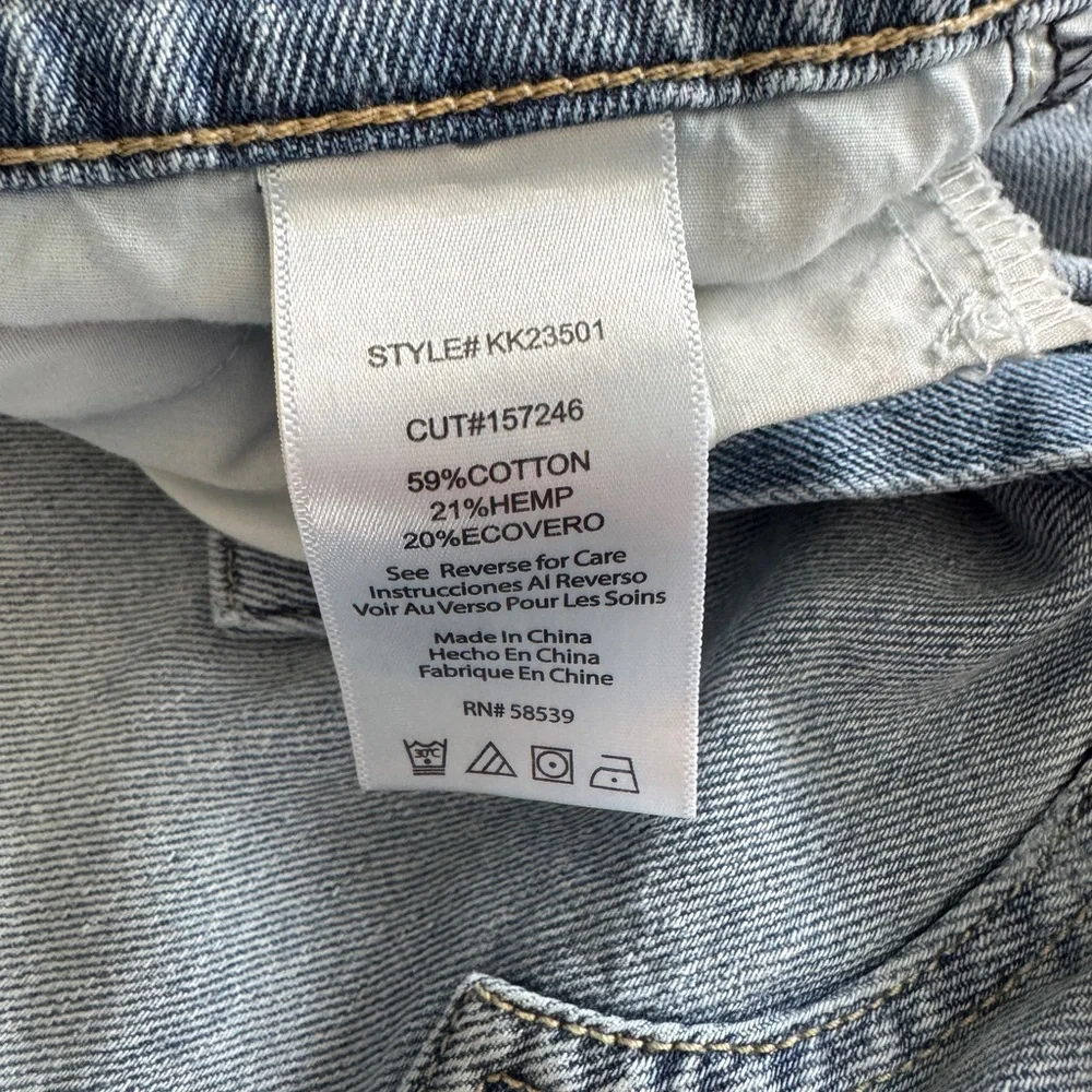 Kut from the Kloth Light Blue Denim Skirt - Picture 3 of 3